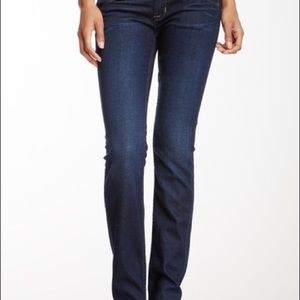 NWT Carly straight leg opening jeans sz 25